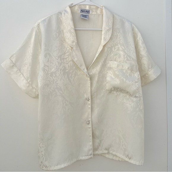 Night-Magic - Vintage Ivory Sateen Button Up Pajama Top. Size Medium. - Picture 1 of 4